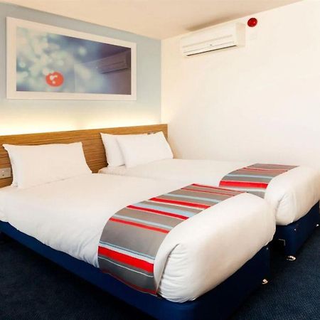 Travelodge Clacton On Sea Central Esterno foto