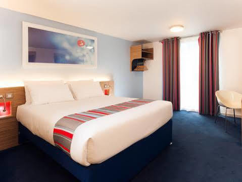 Travelodge Clacton On Sea Central Esterno foto